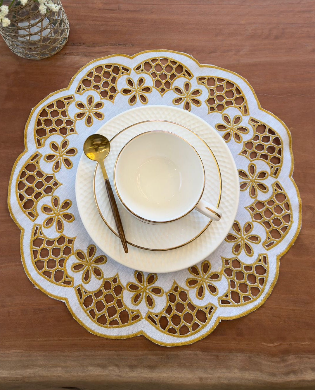 Americano Richelieu Dourado