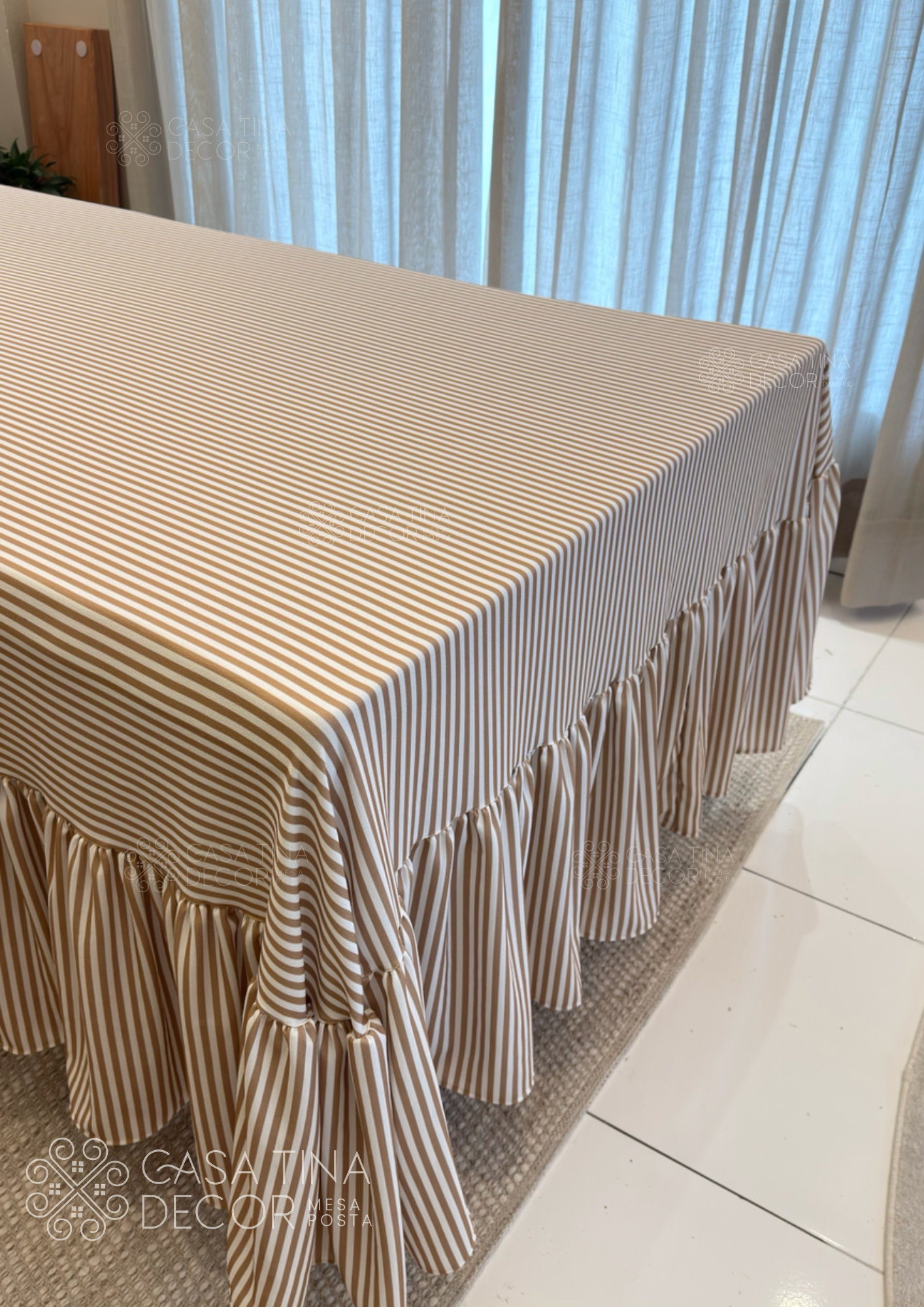 Toalha de Mesa Listrada Bege