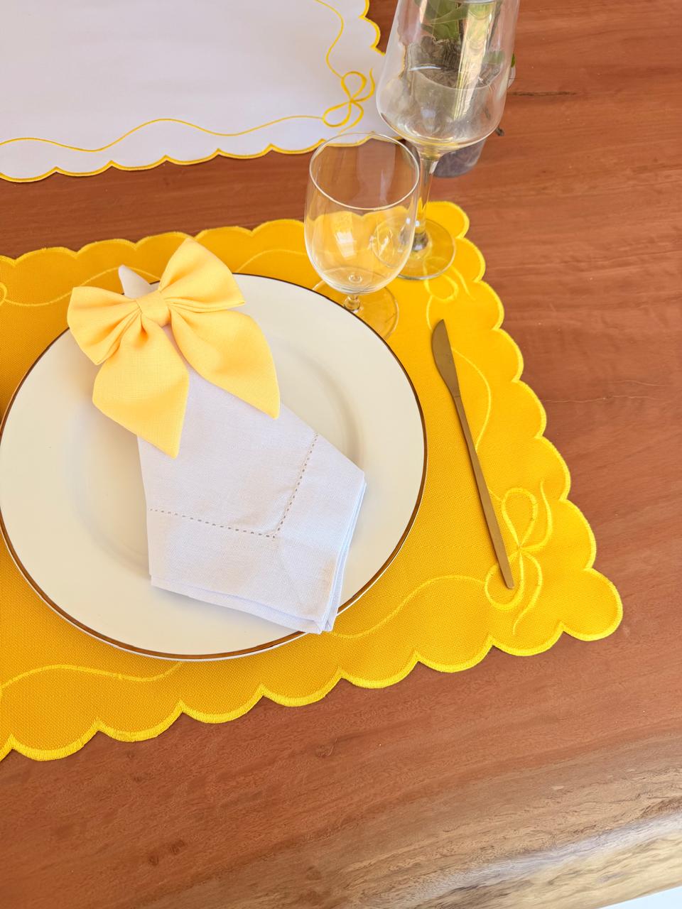 Lugar Americano Laço Amarelo