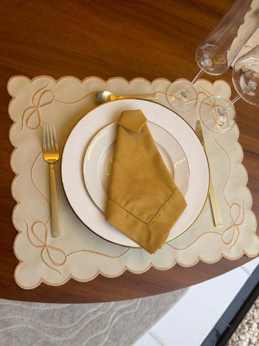 Lugar Americano Laço Dourado