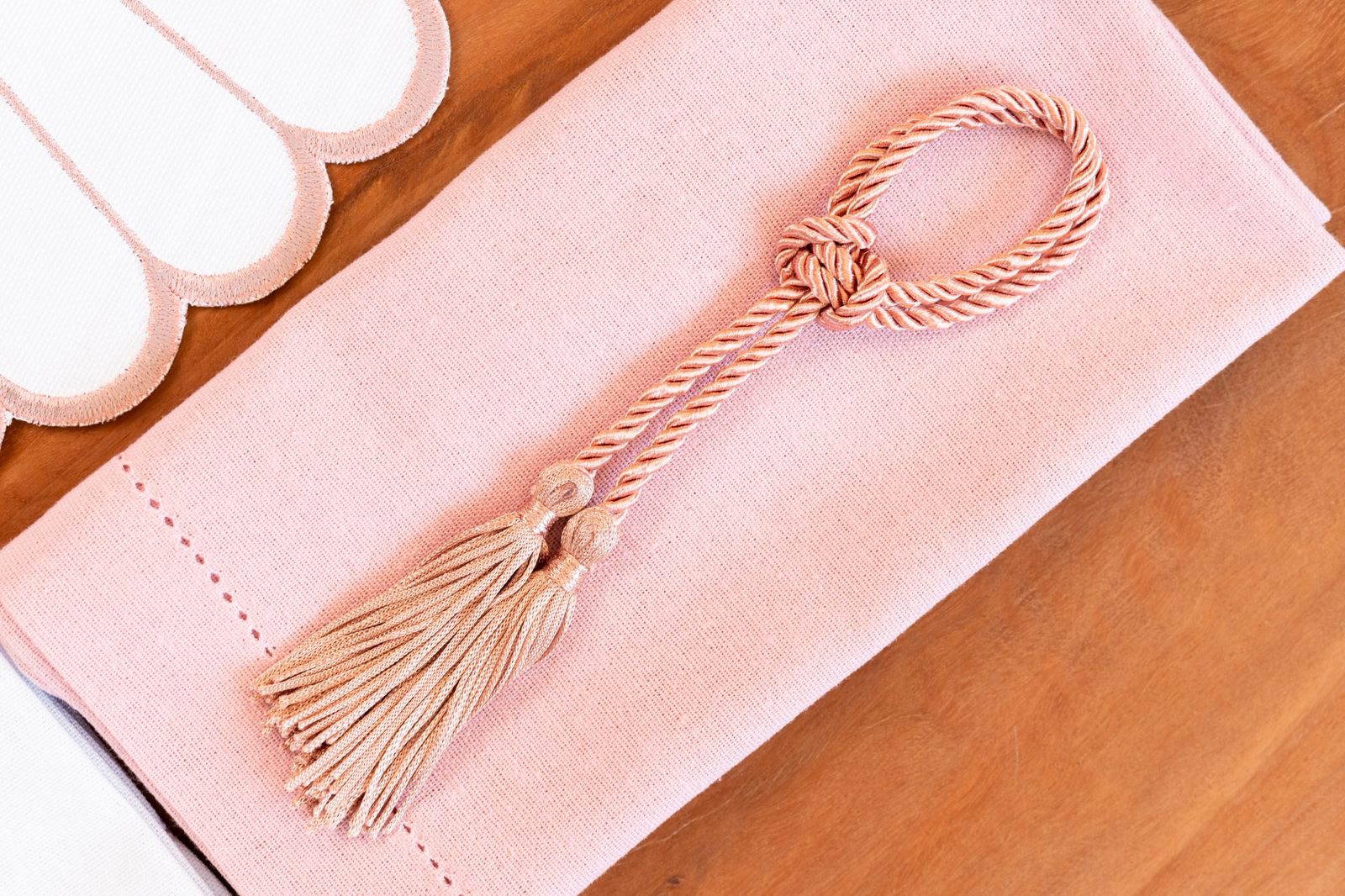 Porta Guardanapo Tassel Rose